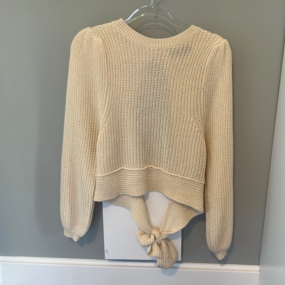 Lulus open back sweater